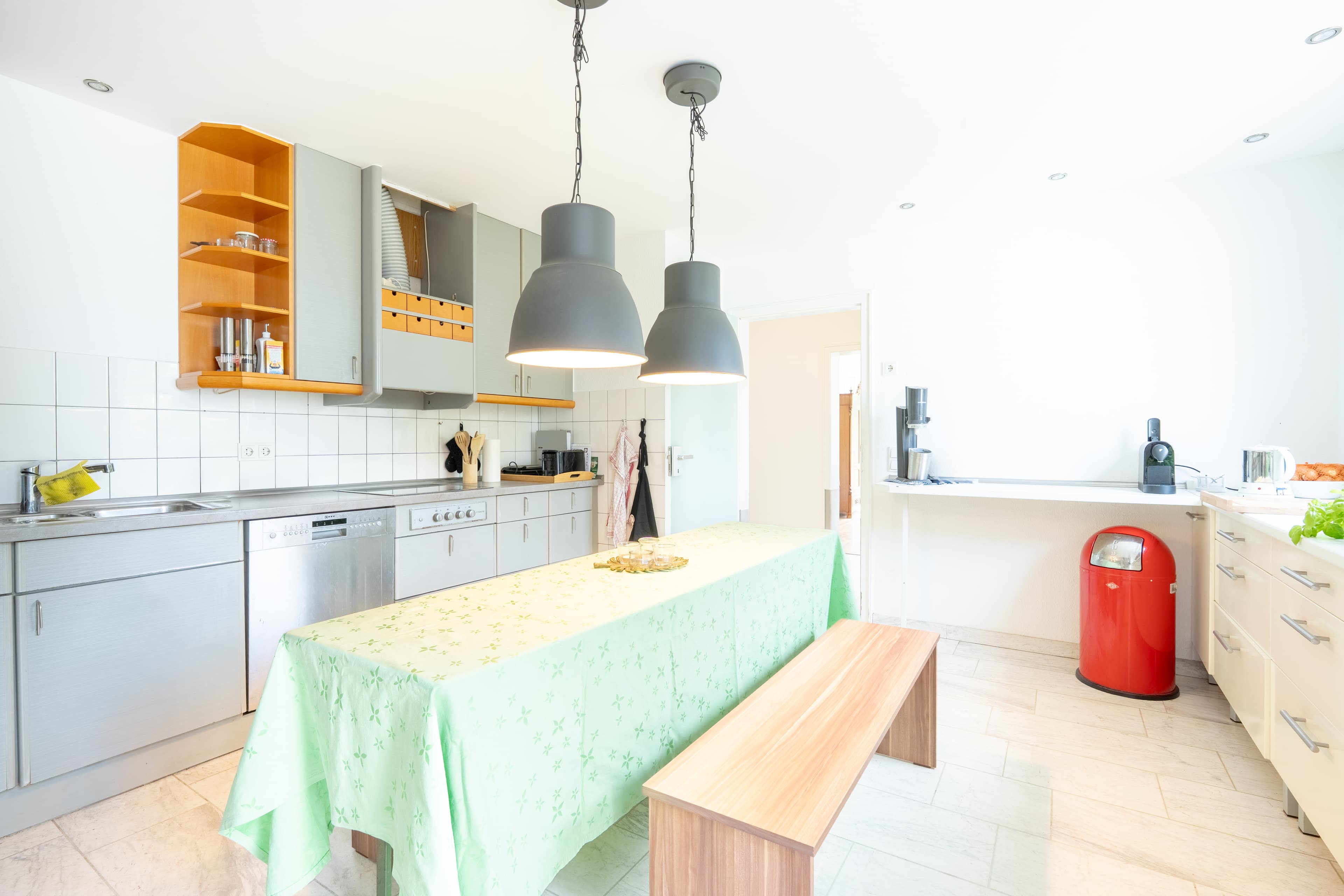 Schlafzimmer 1